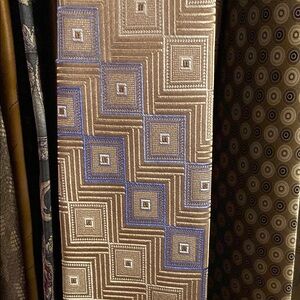 Michael Kors Gold and Blue Geometric Tie